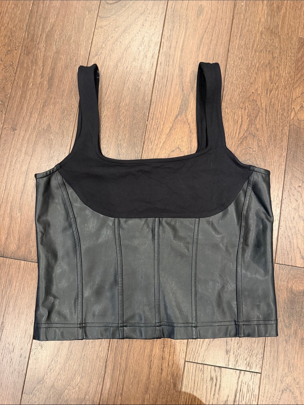Maeve Sleeveless Faux Leather Crop Tank Top - Black Size Small - C27-174